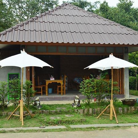 Отель Monkey House Пай Экстерьер фото